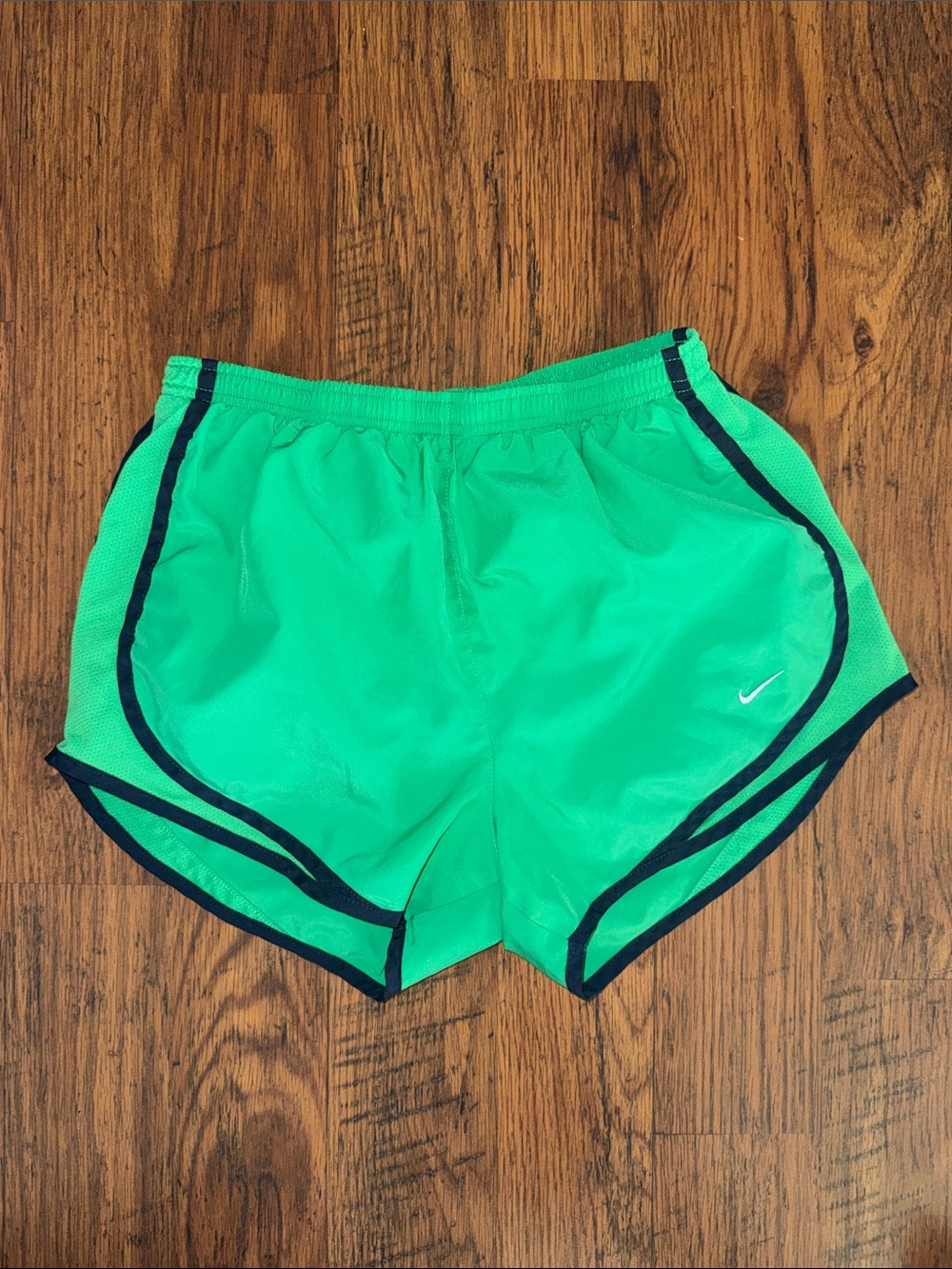 Nike Women's Neon Green Athletic Running Shorts with Navy Trim 18.T